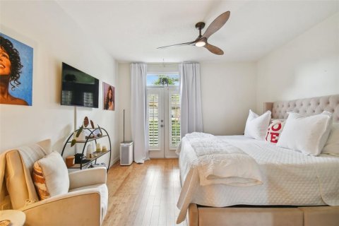 Adosado en venta en Tampa, Florida, 3 dormitorios, 165.09 m2 № 1361232 - foto 24