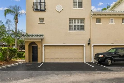 Touwnhouse à vendre à Tampa, Floride: 3 chambres, 165.09 m2 № 1361232 - photo 2