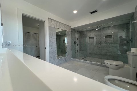 Touwnhouse à vendre à Hialeah, Floride: 3 chambres, 325.53 m2 № 1189429 - photo 22