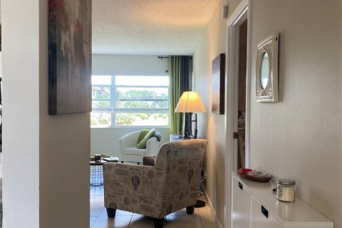 Condominio en venta en Lauderdale Lakes, Florida, 1 dormitorio, 63.55 m2 № 1168962 - foto 15