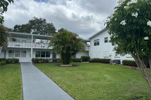 Condo in Deerfield Beach, Florida, 1 bedroom  № 1210217 - photo 3