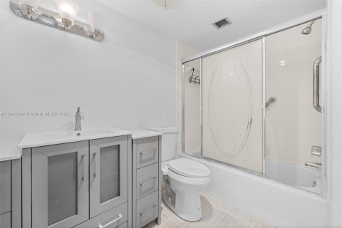 Copropriété à vendre à Dania Beach, Floride: 1 chambre, 74.32 m2 № 1326040 - photo 14