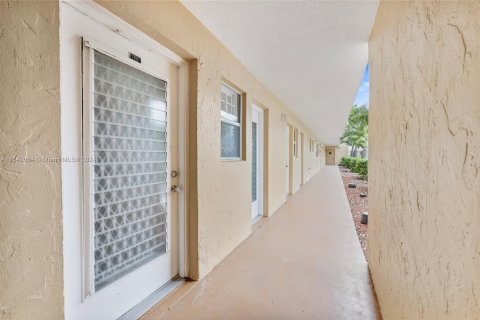 Copropriété à vendre à Dania Beach, Floride: 1 chambre, 74.32 m2 № 1326040 - photo 4