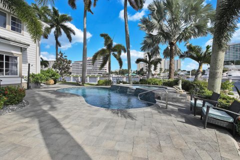 Casa en venta en Pompano Beach, Florida, 5 dormitorios, 474.27 m2 № 775911 - foto 15