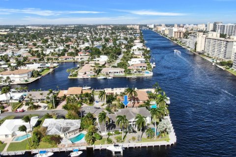 Villa ou maison à vendre à Pompano Beach, Floride: 5 chambres, 474.27 m2 № 775911 - photo 5