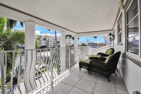 Villa ou maison à vendre à Pompano Beach, Floride: 5 chambres, 474.27 m2 № 775911 - photo 29