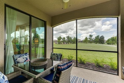 Condominio en alquiler en Lakewood Ranch, Florida, 3 dormitorios, 174.56 m2 № 222313 - foto 20