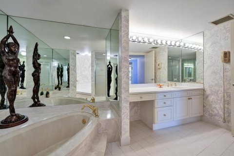 Copropriété à vendre à Palm Beach, Floride: 2 chambres, 161.65 m2 № 1146741 - photo 23