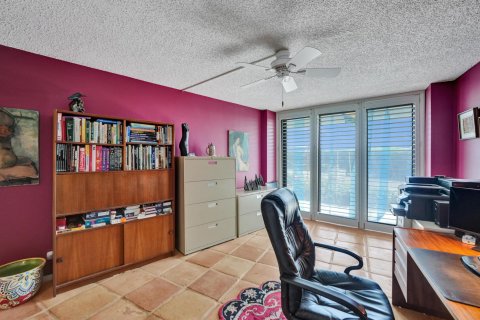 Condo in Palm Beach, Florida, 2 bedrooms  № 1146741 - photo 20