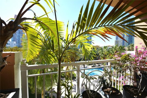 Condo in Miami Beach, Florida, 2 bedrooms  № 1183890 - photo 4