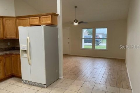 House in New Port Richey, Florida 2 bedrooms, 90.67 sq.m. № 1351396 - photo 8