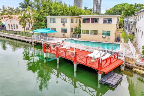 Condominio en venta en Miami Beach, Florida, 1 dormitorio, 46.45 m2 № 1270574 - foto 1