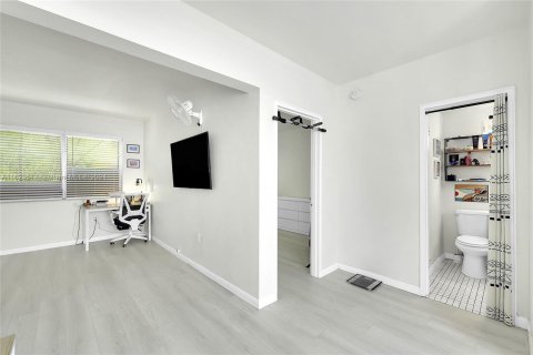 Copropriété à vendre à Miami Beach, Floride: 1 chambre, 46.45 m2 № 1270574 - photo 8