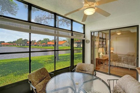 Condominio en venta en Boynton Beach, Florida, 2 dormitorios, 139.17 m2 № 674950 - foto 2
