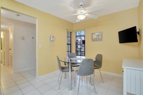 Copropriété à vendre à Boynton Beach, Floride: 2 chambres, 139.17 m2 № 674950 - photo 20