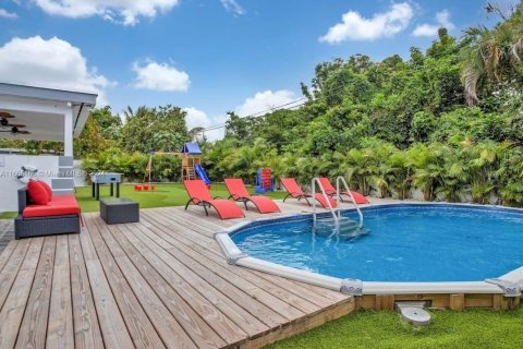 Villa ou maison à vendre à Miami, Floride: 4 chambres, 192.49 m2 № 1377622 - photo 7