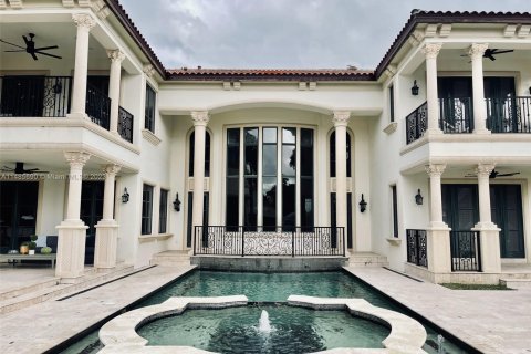Villa ou maison à vendre à Fort Lauderdale, Floride: 6 chambres, 662.39 m2 № 839460 - photo 2