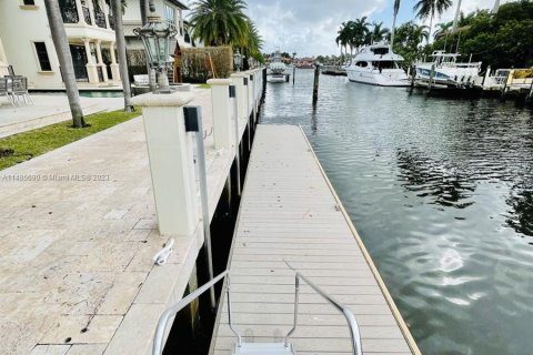 Villa ou maison à vendre à Fort Lauderdale, Floride: 6 chambres, 662.39 m2 № 839460 - photo 5