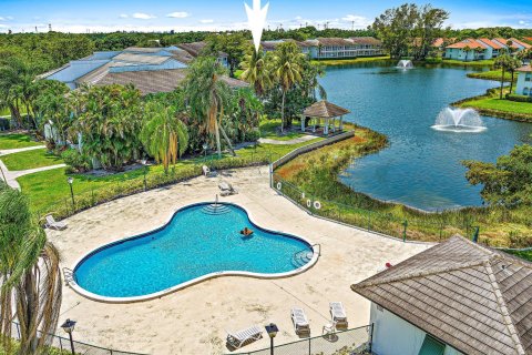 Copropriété à vendre à Palm Beach Gardens, Floride: 2 chambres, 71.53 m2 № 1186929 - photo 4