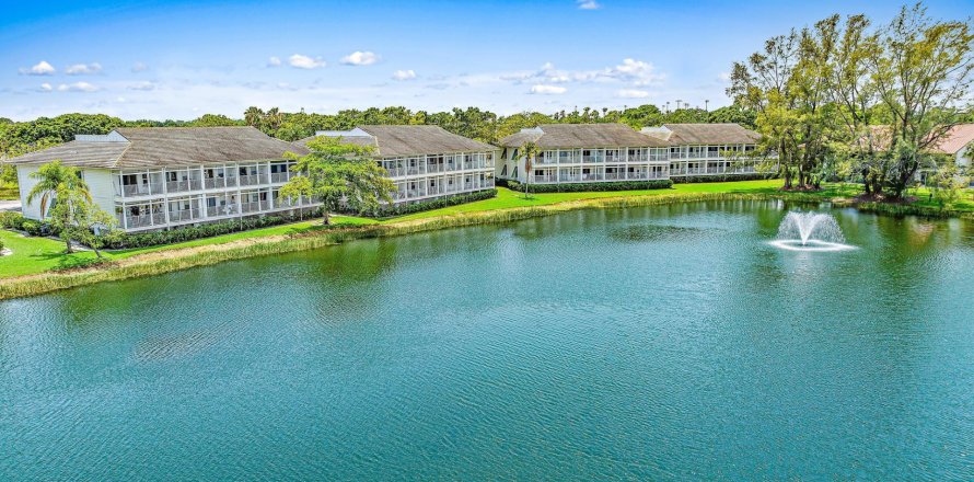 Condo in Palm Beach Gardens, Florida, 2 bedrooms  № 1186929