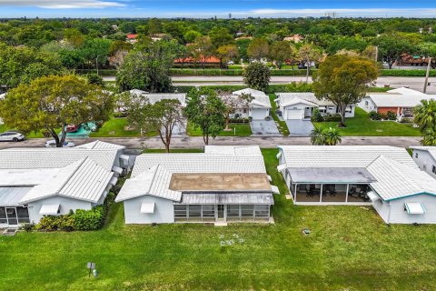 Villa ou maison à vendre à Plantation, Floride: 2 chambres, 136.57 m2 № 1091665 - photo 17