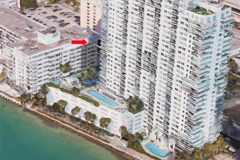 Copropriété à vendre à Miami Beach, Floride: 2 chambres, 106.56 m2 № 1240331 - photo 2