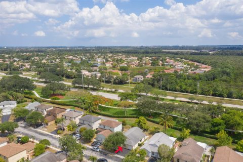 Villa ou maison à vendre à Pembroke Pines, Floride: 3 chambres, 139.82 m2 № 1208747 - photo 6