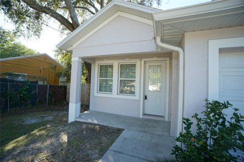 Casa en alquiler en Tampa, Florida, 3 dormitorios, 120.12 m2 № 1349273 - foto 2