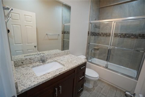 Casa en alquiler en Tampa, Florida, 3 dormitorios, 120.12 m2 № 1349273 - foto 9