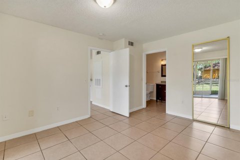 Condominio en venta en Kissimmee, Florida, 1 dormitorio, 50.07 m2 № 864081 - foto 9