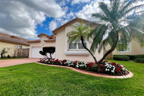 Villa ou maison à vendre à Doral, Floride: 4 chambres, 180.79 m2 № 1099333 - photo 2