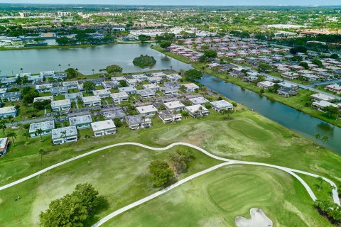 Villa ou maison à vendre à Delray Beach, Floride: 1 chambre, 66.89 m2 № 1134951 - photo 9