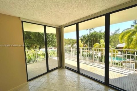 Copropriété à vendre à Miami, Floride: 2 chambres, 121.89 m2 № 1184416 - photo 3