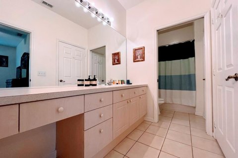 Condo in Kissimmee, Florida, 3 bedrooms  № 1433726 - photo 13