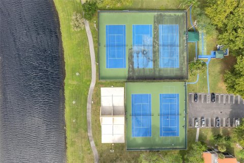 Copropriété à vendre à Pompano Beach, Floride: 2 chambres, 129.97 m2 № 976624 - photo 2