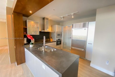 Copropriété à vendre à Sunny Isles Beach, Floride: 2 chambres, 146.51 m2 № 1127536 - photo 10