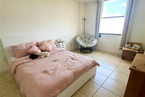 Купить кондоминиум в Норт-Майами, Флорида 2 спальни, 109.81м2, № 1127577 - фото 18