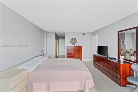 Copropriété à vendre à Hollywood, Floride: 1 chambre, 83.61 m2 № 1127535 - photo 22