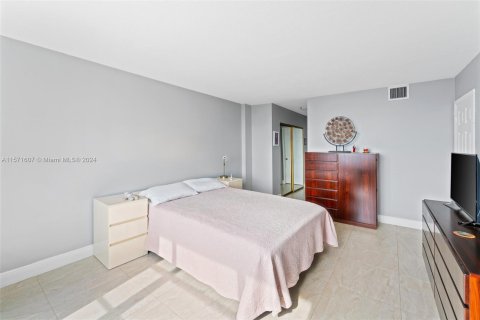 Copropriété à vendre à Hollywood, Floride: 1 chambre, 83.61 m2 № 1127535 - photo 21