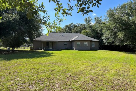 House in Ocala, Florida 3 bedrooms, 146.88 sq.m. № 1427724 - photo 21