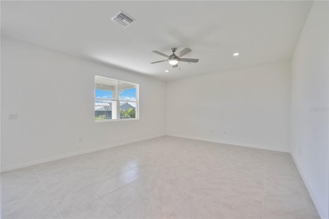 Villa ou maison à vendre à Fort Myers, Floride: 5 chambres, 238.39 m2 № 1198889 - photo 12