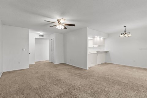 Condo in Punta Gorda, Florida, 3 bedrooms  № 1198888 - photo 3