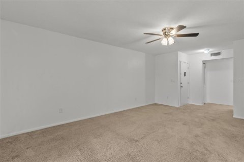 Condo in Punta Gorda, Florida, 3 bedrooms  № 1198888 - photo 6