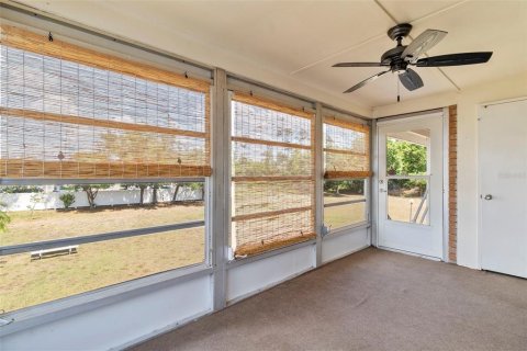 Copropriété à vendre à Punta Gorda, Floride: 3 chambres, 116.13 m2 № 1198888 - photo 14