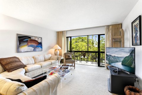 Condo in West Palm Beach, Florida, 2 bedrooms  № 882377 - photo 21