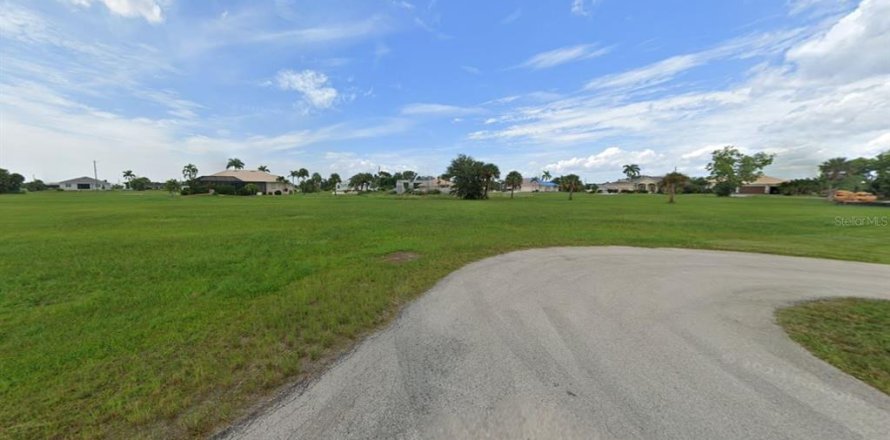 Terreno en Punta Gorda, Florida № 1326802