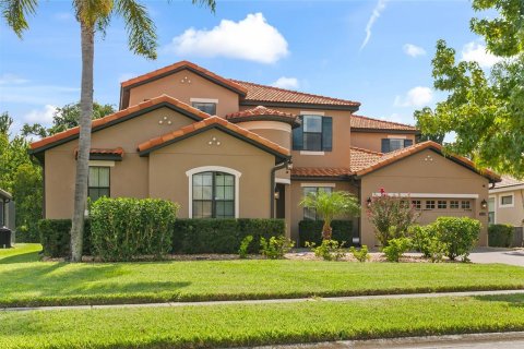 House in BELLALAGO in Kissimmee, Florida 6 bedrooms, 409.51 sq.m. № 1326197 - photo 3