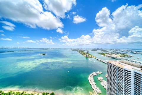 Condominio en venta en Miami, Florida, 2 dormitorios, 97.36 m2 № 1348337 - foto 12