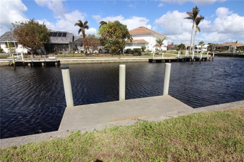 Terreno en venta en Punta Gorda, Florida № 1427772 - foto 3