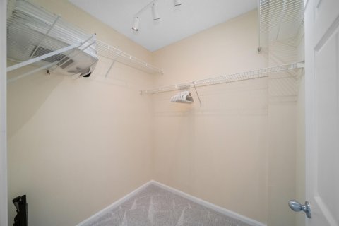 Condo in West Palm Beach, Florida, 2 bedrooms  № 976850 - photo 18
